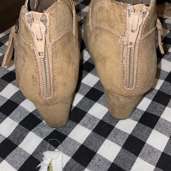 Wedge booties - Picture 3 of 4